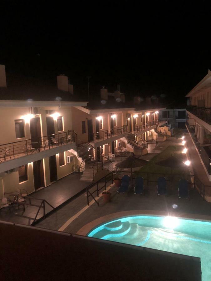 Sunset Inn Kriopigi Exterior photo